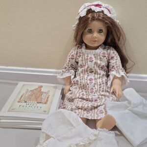 Felicity Merriman Pleasant Company American Girl 1993 Dreamer Eyes Doll, Books